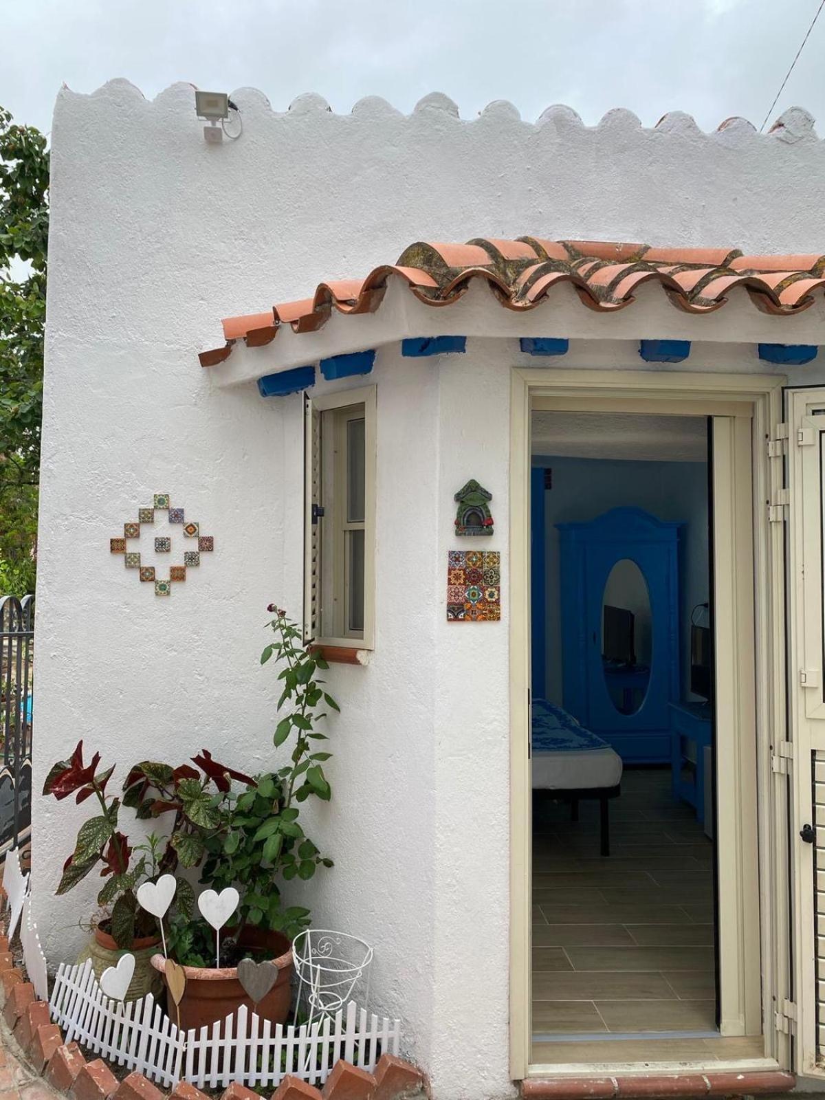 Da Tea Bed and Breakfast San Teodoro  Εξωτερικό φωτογραφία